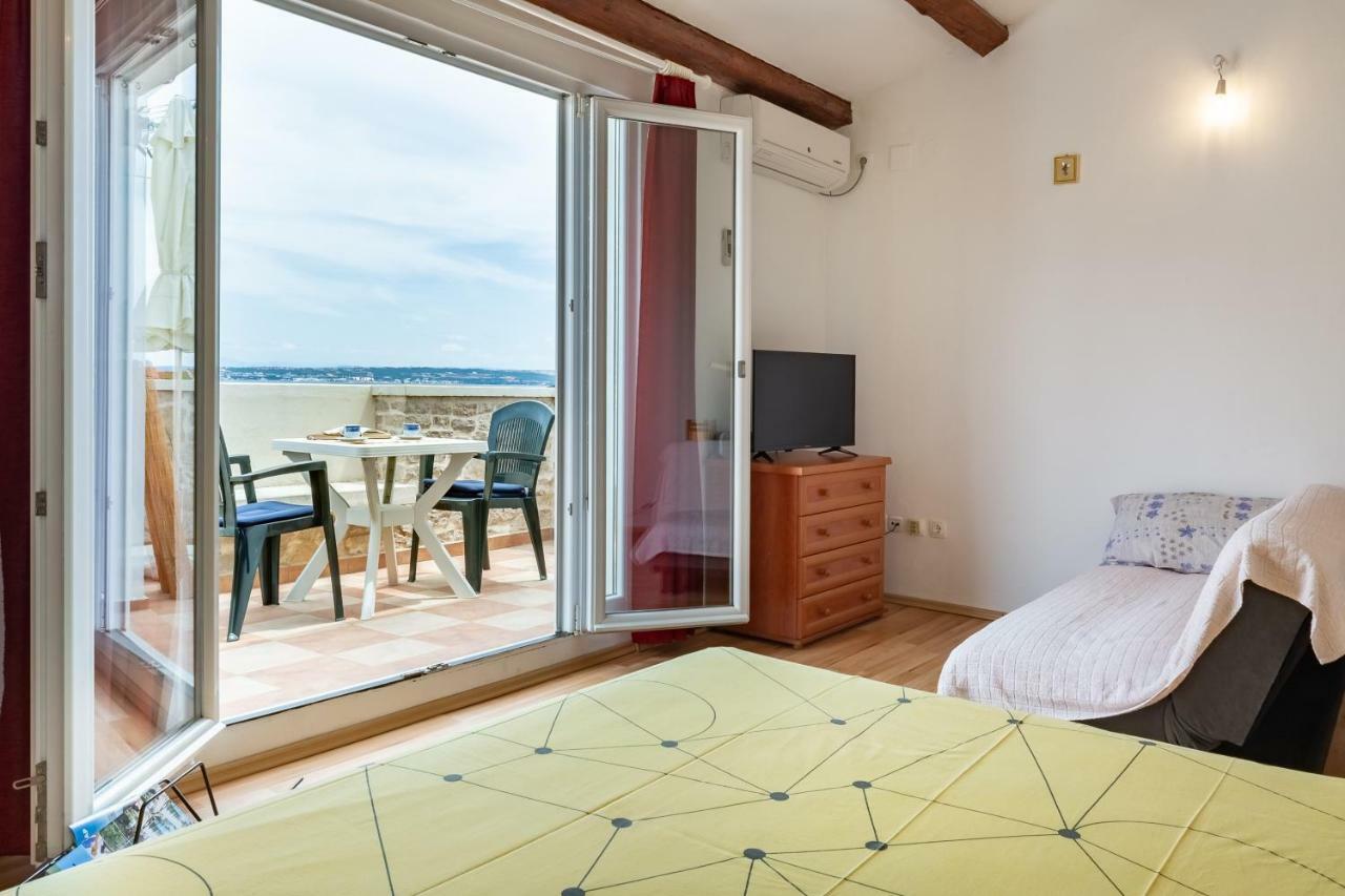Sea View Mateo Preko